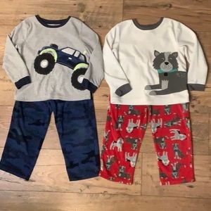 Size 5T Boys Carters 2 Pairs Fleece Winter Pajamas